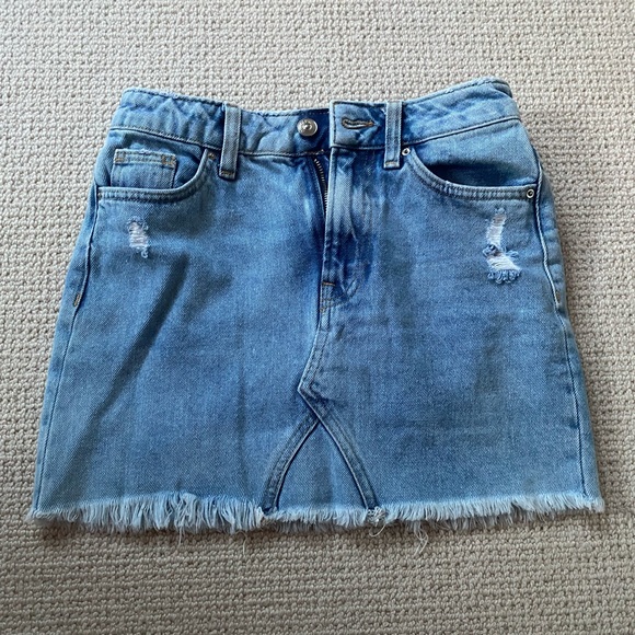 H&M Divided Mini Jean Skirt - Picture 1 of 2